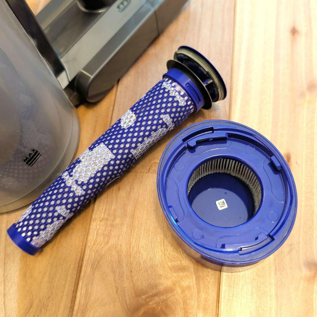 【バッテリー交換必要】ダイソン 掃除機（dyson V8 fluffy+）