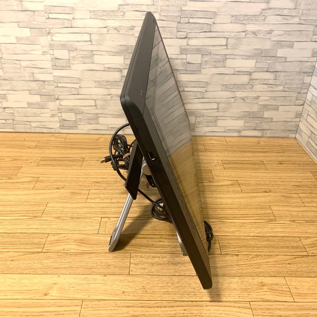 外観美品 Wacom/ワコム 液晶ペンタブレット 22HD DTK-2200/K