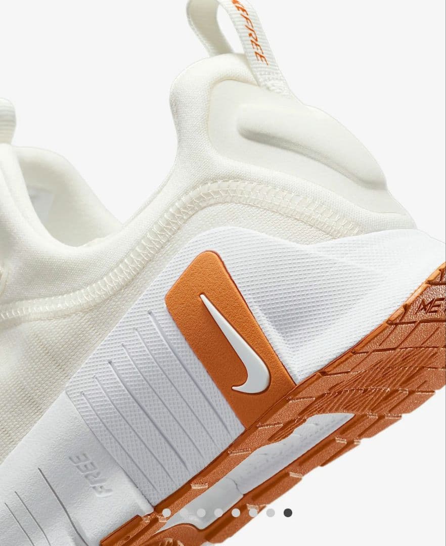 ナイキ NIKE　フリーメトコン6　ウィメンズ　26.0cm