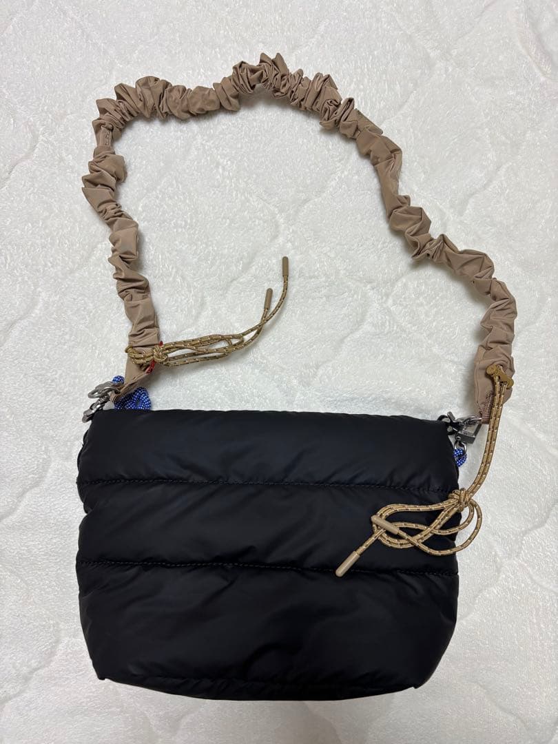 Topologie トポロジー　ショルダーバッグ　ベサス　ストラップ