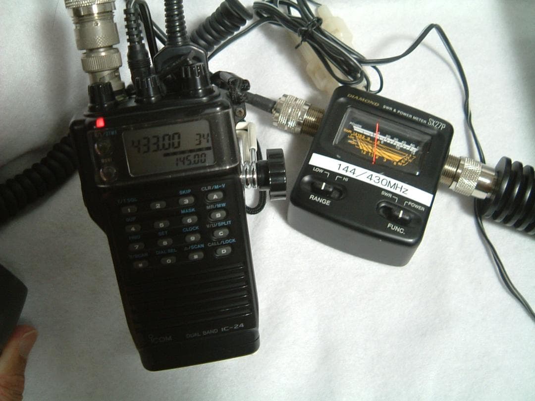 【動作品】【icom IC-24】144/430MHz FMトランシーバー＋電源