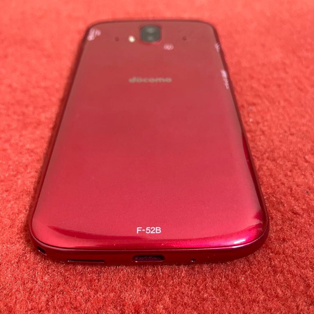 docomo らくらくスマートフォン F-52B