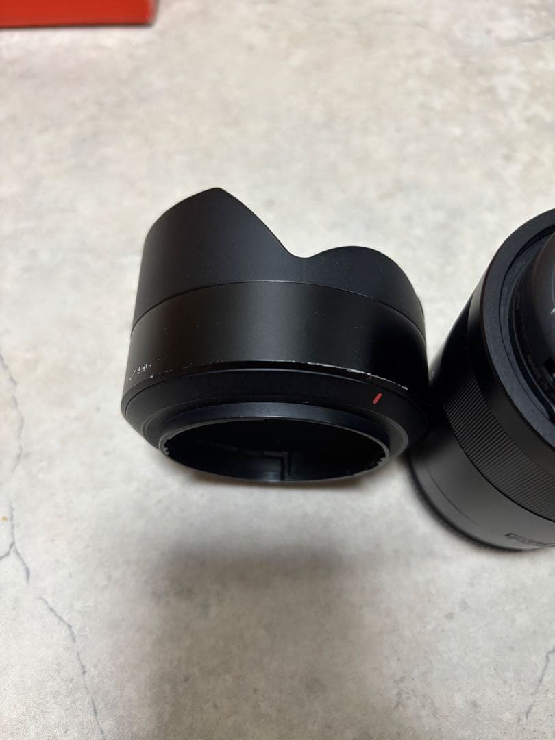 レンズZEISS SonnarT FE55mmF1.8ZA プロテクター付き