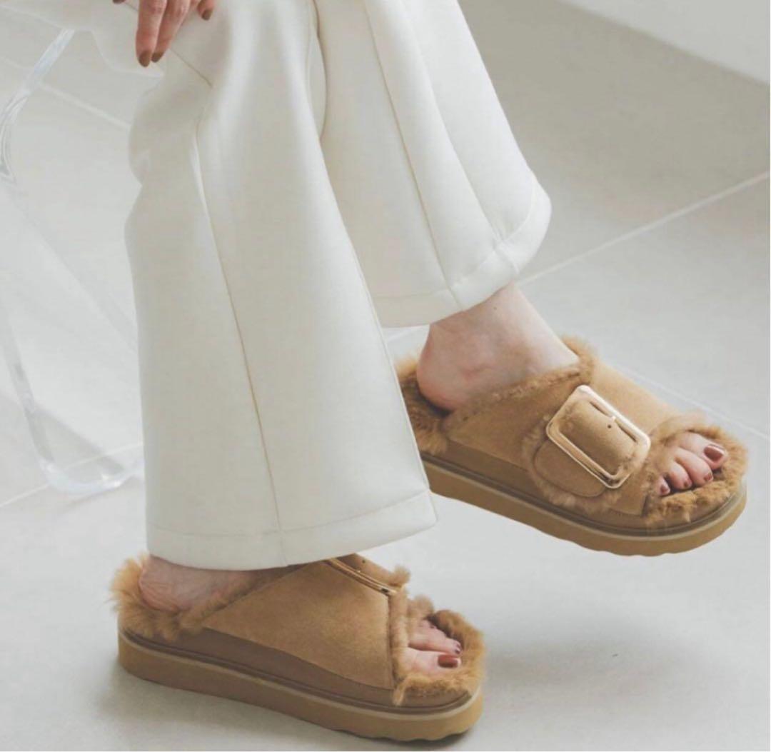 【a_you】MOHI バックル付きファーサンダル Noble