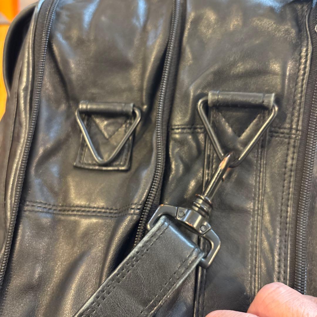 TUMI 革製旅行バッグ