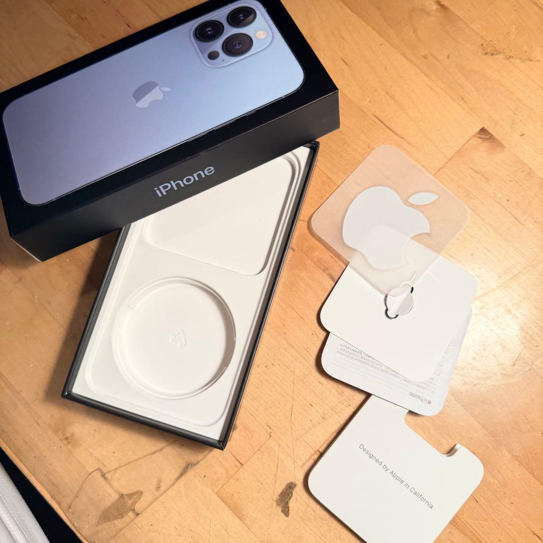 Apple iPhone 13 Pro 256Gシェラブルー本体 箱付き