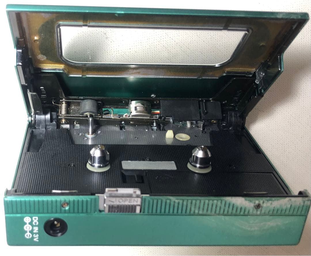 液漏れ復活もワウフラ仕様通りSONY WM-DD 可動品グリーンP