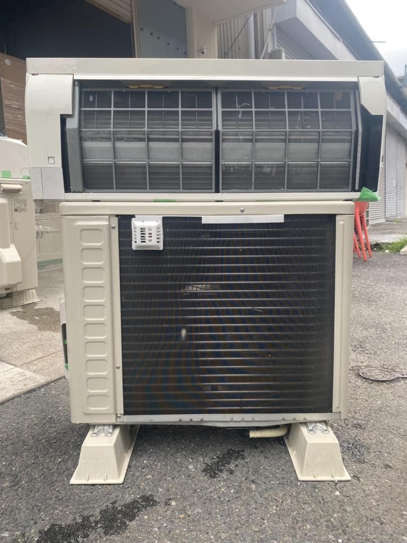 A710♠️HITACHI冷暖房 ルームエアコン 6畳用 RAS-KW22H