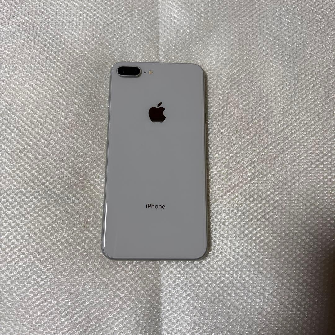 美品 SIMフリー iPhone8Plus 256GB シルバー 100%