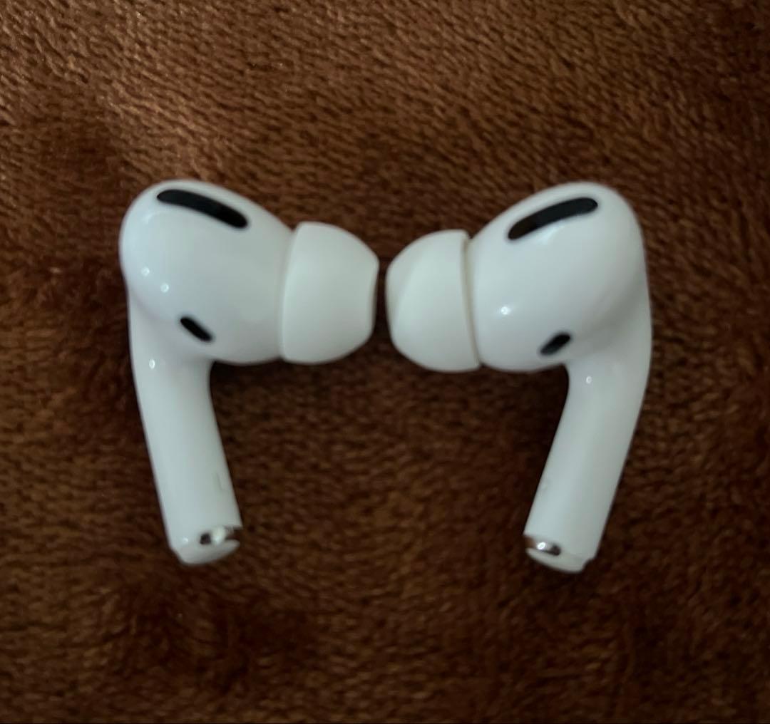 【美品】AirPods pro 第一世代　ノイズキャンセリング機能付き