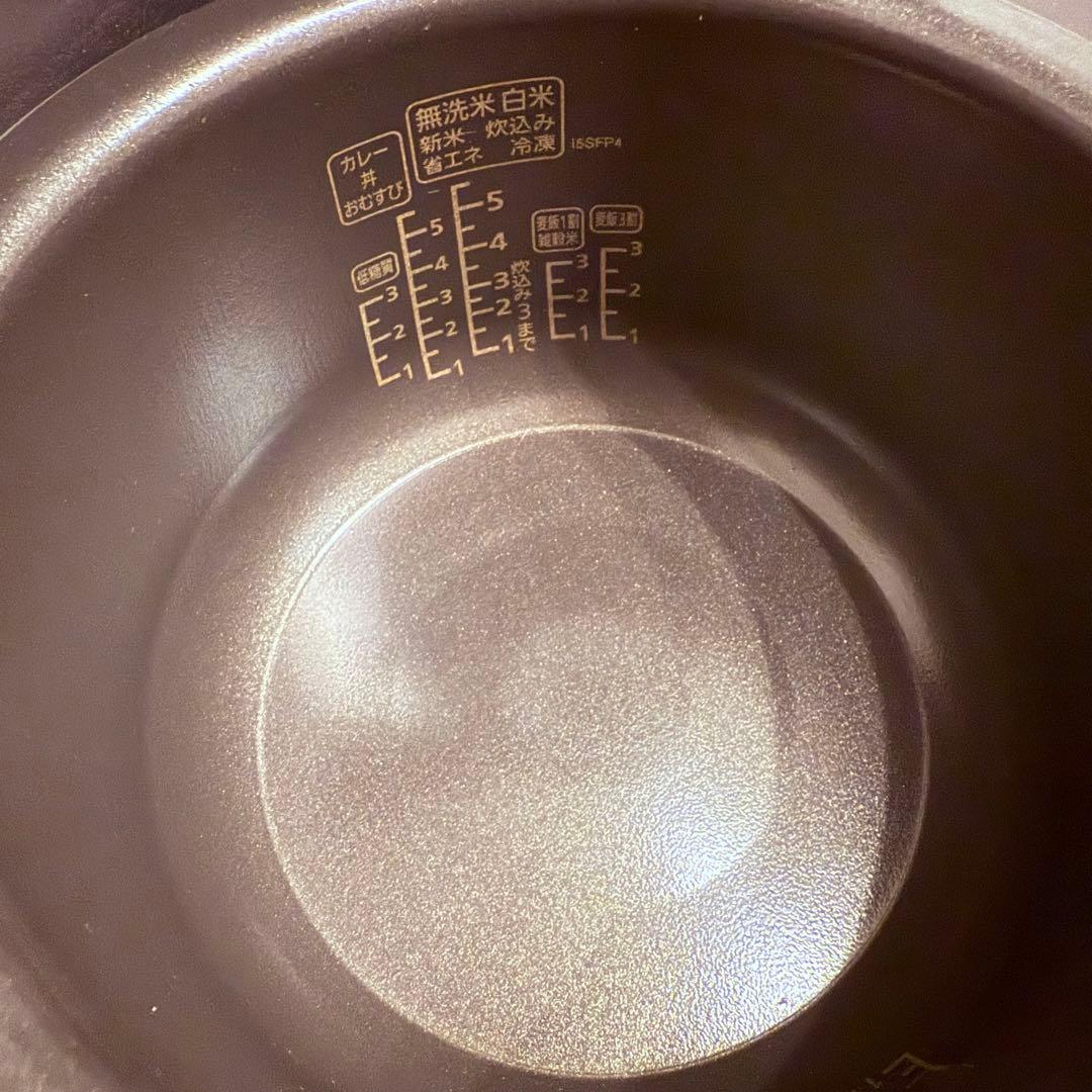 美品　アイリスオーヤマ 炊飯器 5.5合 IH 瞬熱真空釜 RC-IF50 黒