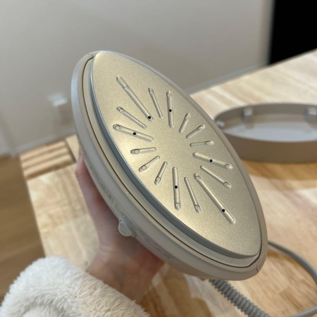 パナソニック　衣類スチーマー　NI-FS790