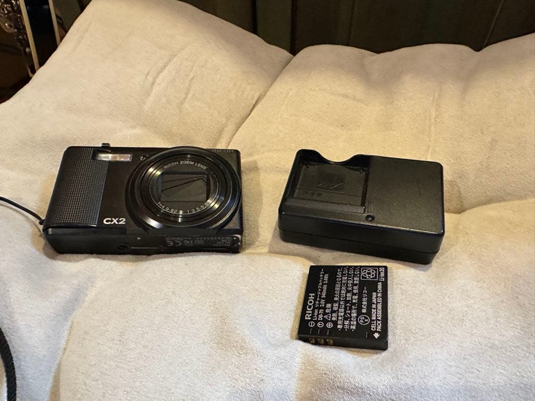 デジタルカメラ RICOH CX2
