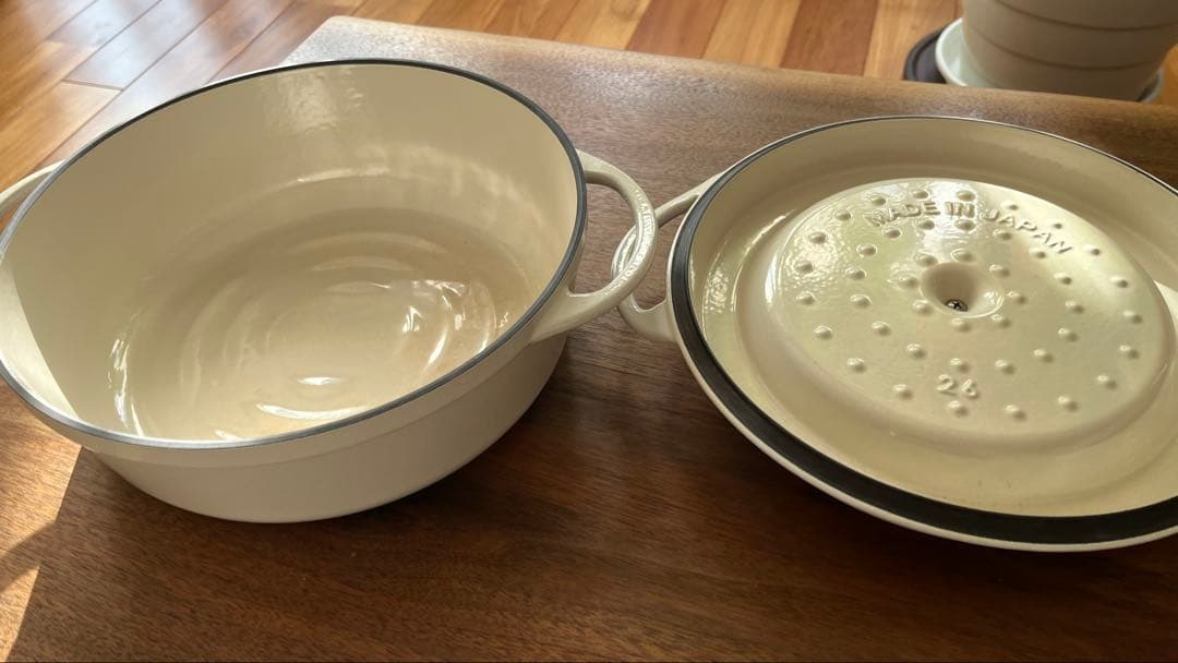 ★☆美品　バーミキュラのお鍋26センチ☆★