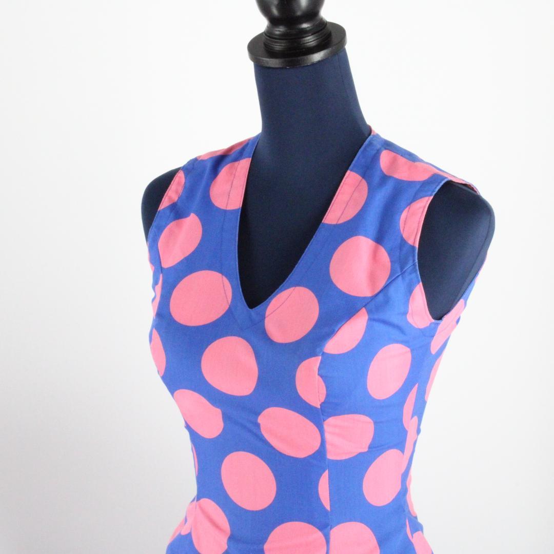 【極美品 フラメンコ衣装】艶やかブルー×ピンク水玉 ドレス 胸パット付き