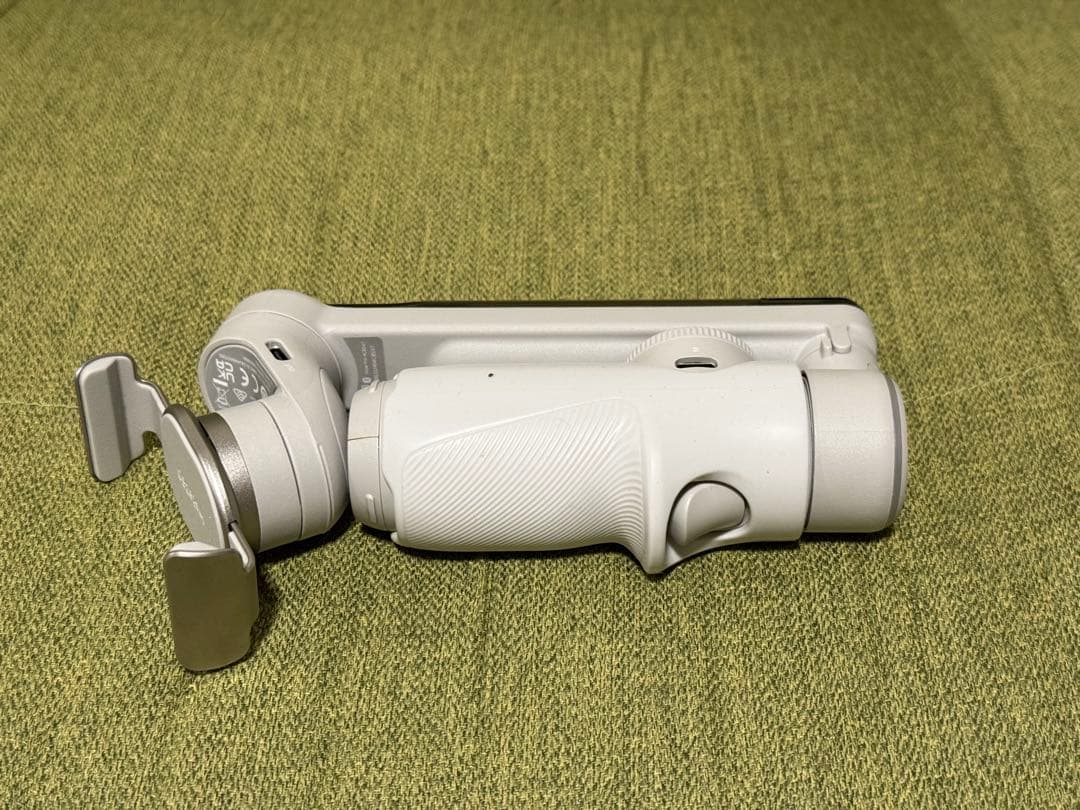 Insta360 flow pro スマホ用ジンバル・自撮り棒