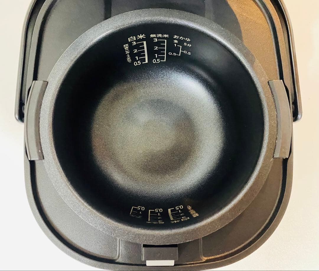 極美品 2024年製 SHARP シャープ KS-CF05D-B炊飯器 3合炊き