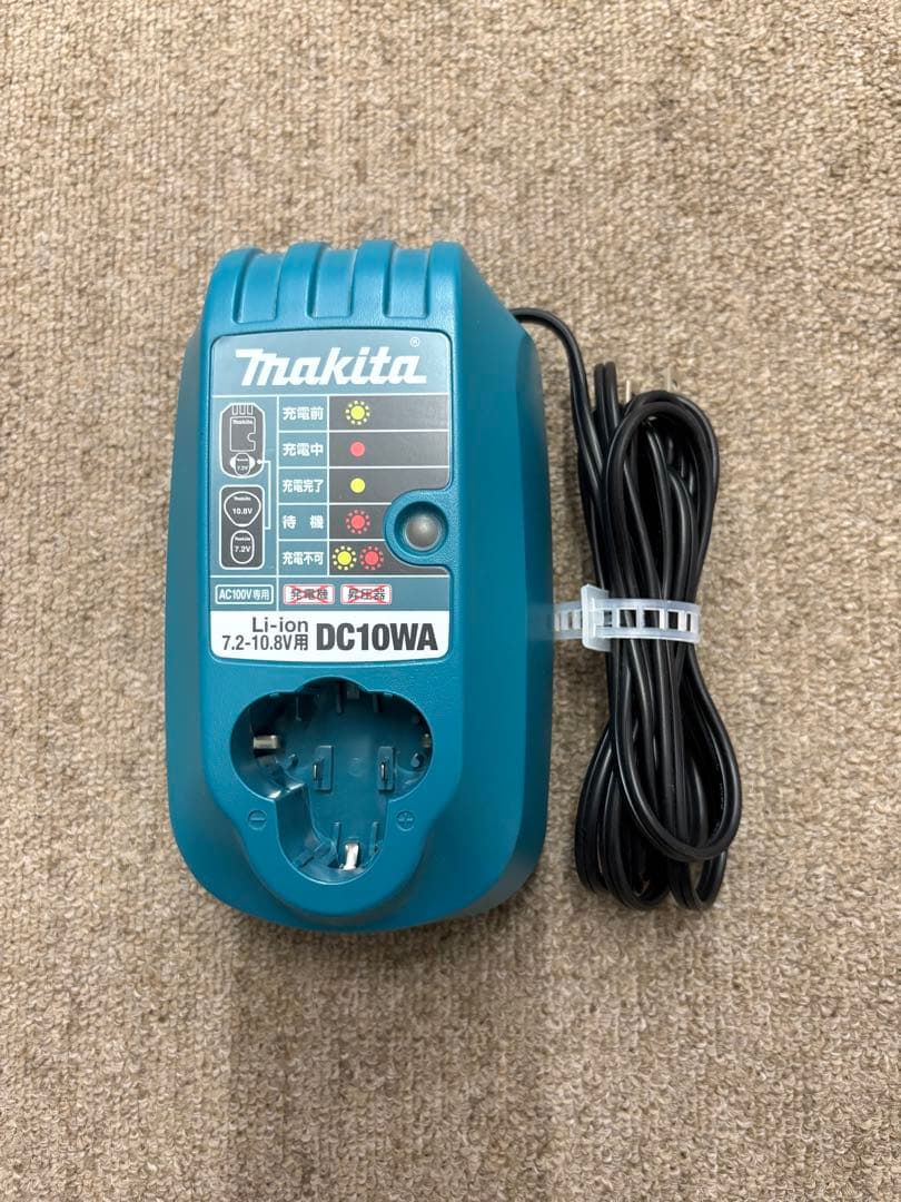 【新品同様】マキタ Makita CL100D 充電式スティッククリーナー 純正