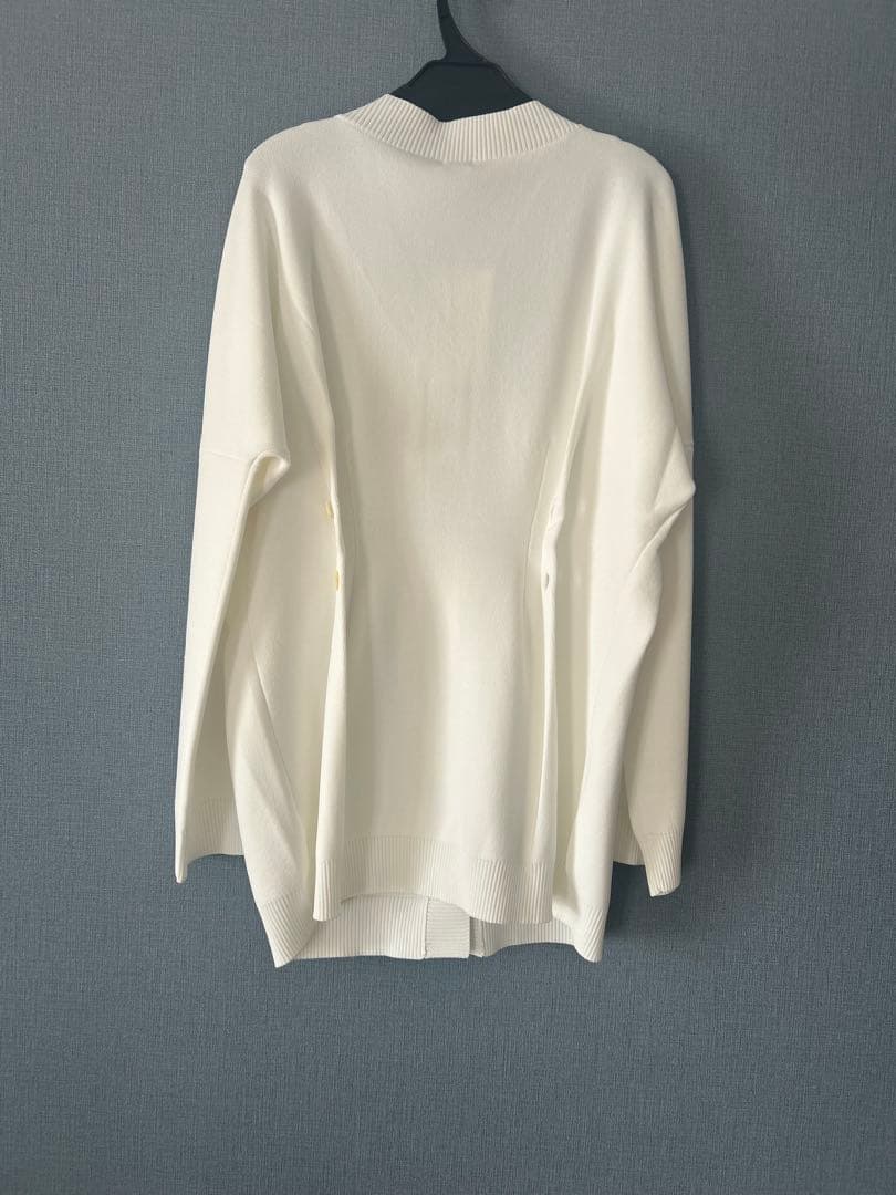 BRILL ストレッチVネックカーディガン ホワイト