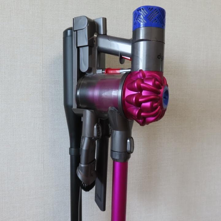 ダイソン V6 掃除機(SV07) 本体・スタンド・付属品 dyson v6