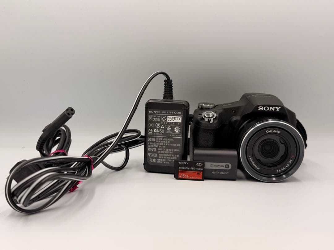 Sonyソニー Cybershot DSC-HX100V 16GBメモリー付きG