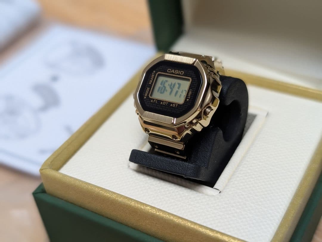 CASIO CRW-001G-9JR カシオリングウォッチ 金 ゴールド