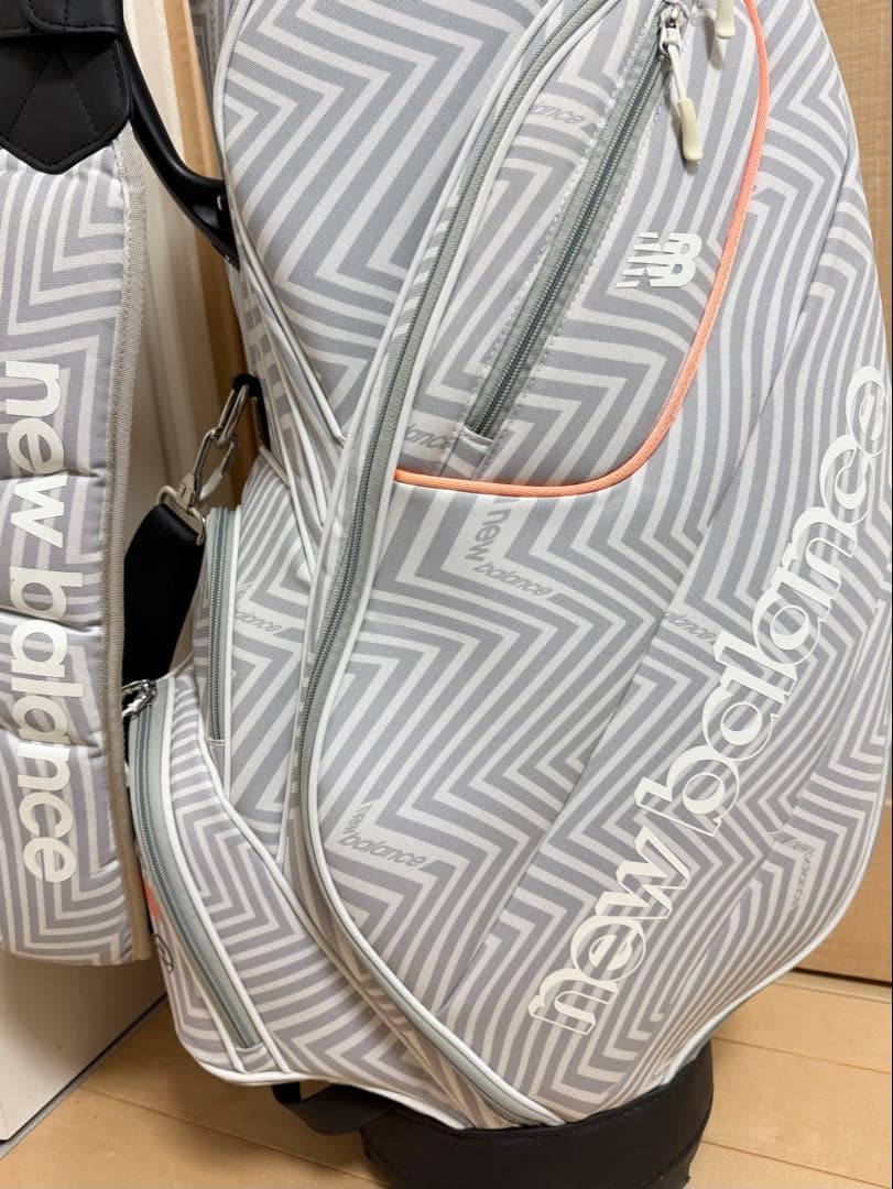 美品★ニューバランス★キャディバッグ★ゴルフ★ゴルフバッグ★newbalance