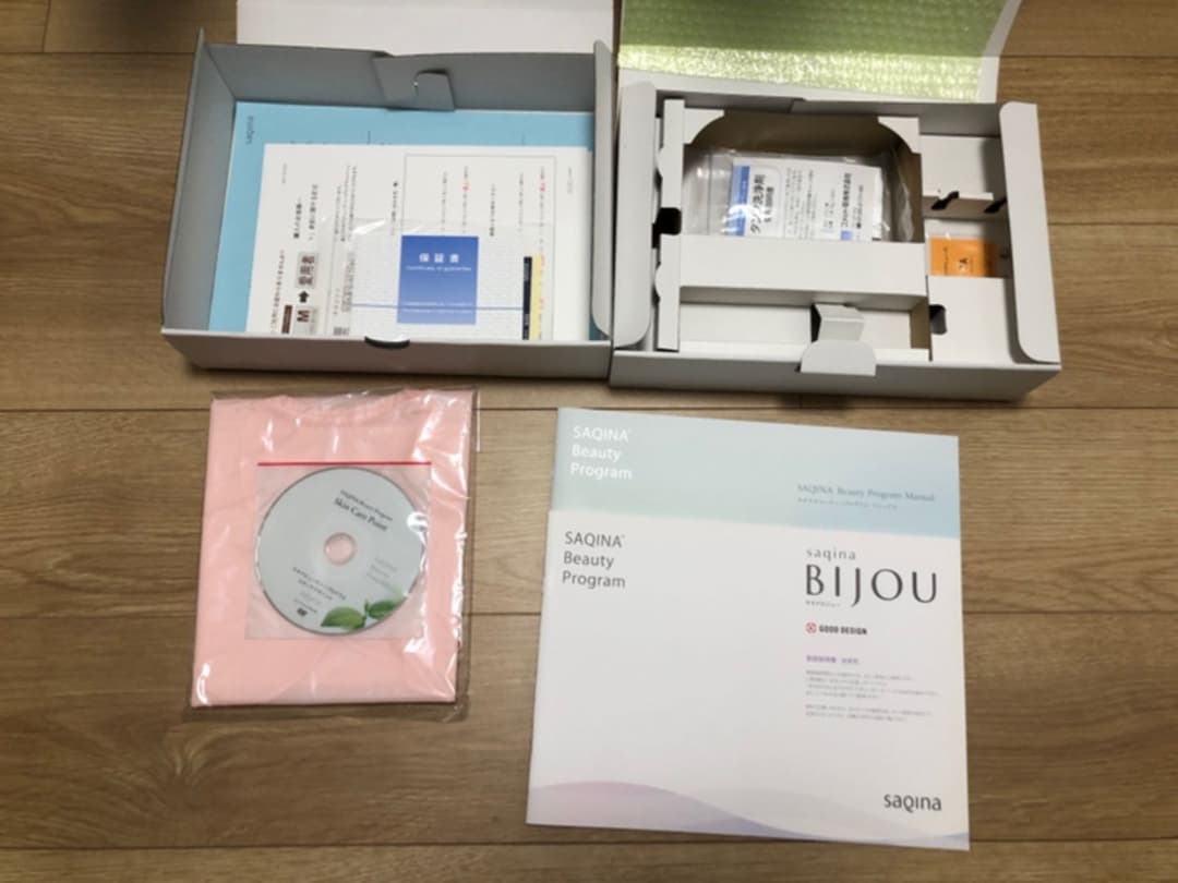 サキナ　美顔器　ビジュー