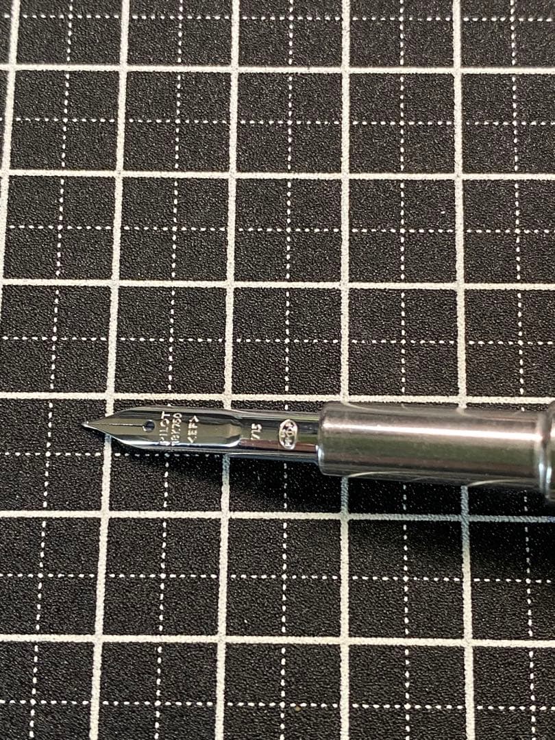 PILOT CAPLESS Kasuri 赤 万年筆 字幅EF