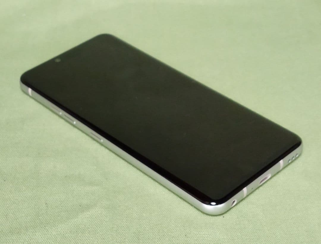 訳アリ docomo LG style3 L-41A SIMフリー 防水 2