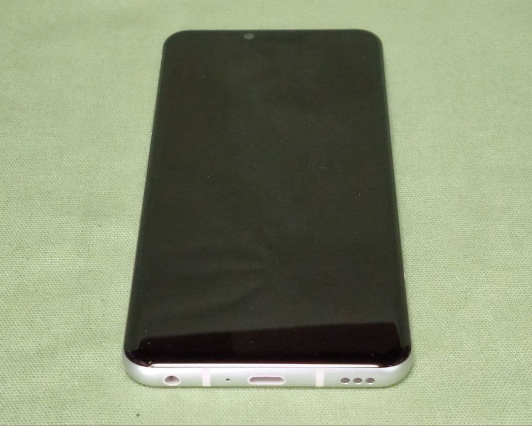 訳アリ docomo LG style3 L-41A SIMフリー 防水 2