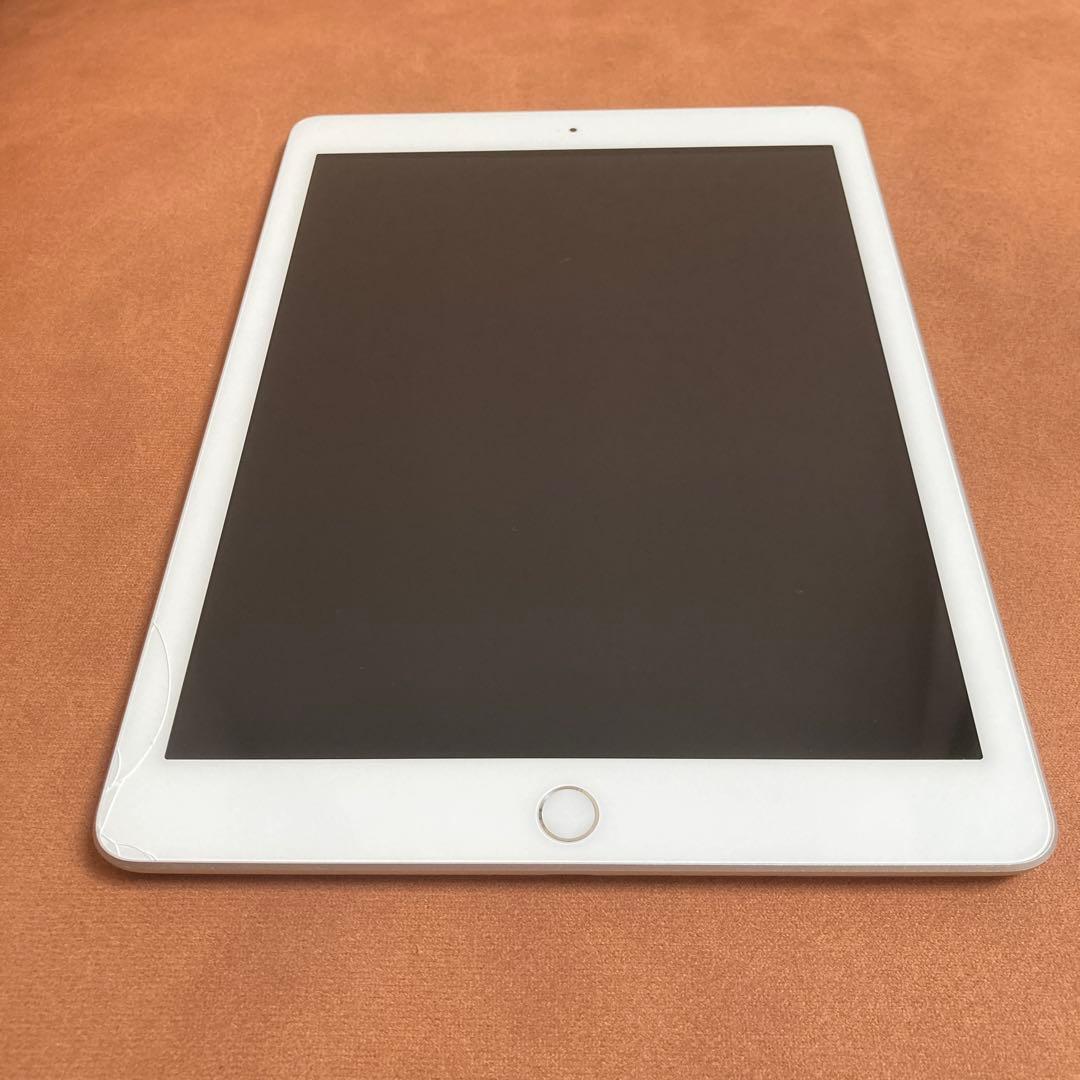 896【早い者勝ち】電池最良好☆iPad6 第6世代 32GB WIFIモデル☆