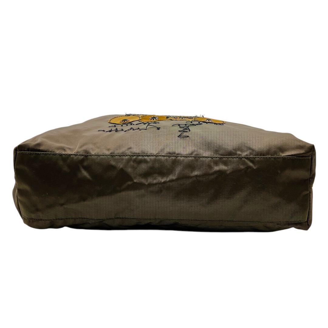 PRADA ナイロン ロボット トートバッグ 8901