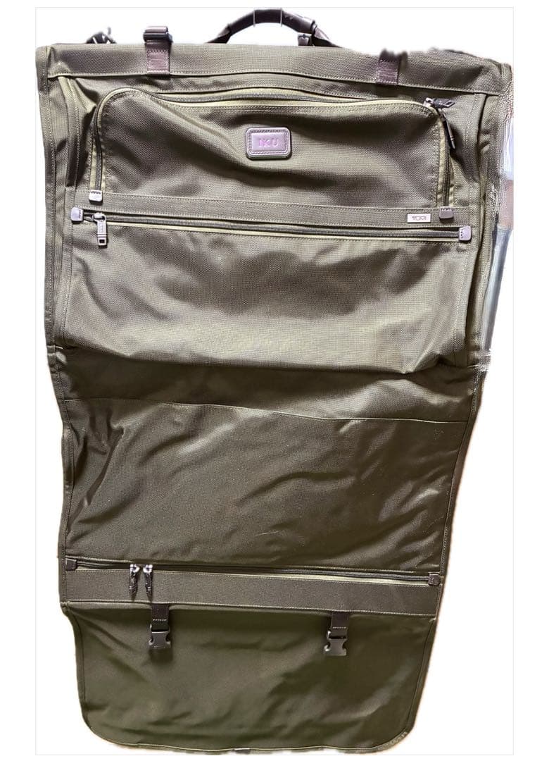 TUMIガーメントバッグ オリーブグリーン