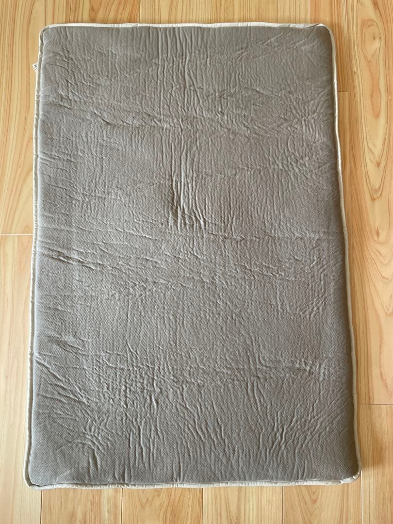 箱付き　Aprica アップリカ ココネルエアー ホワイト 折り畳みベビーベッド