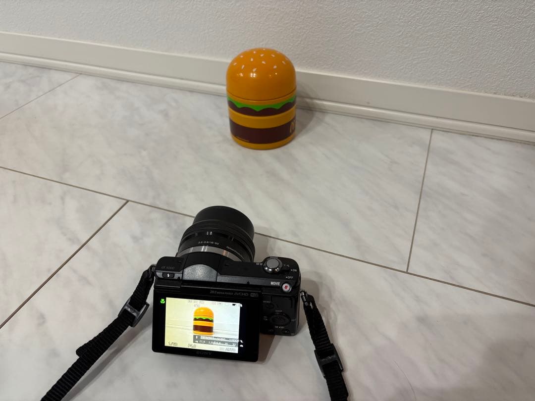 SONY ‪α‬5000ミラーレス一眼 レンズ付き ソニー アルファ5000