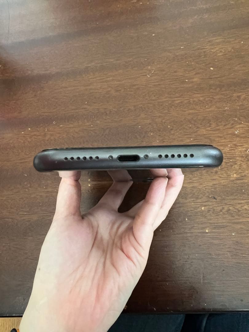 iphone11 128GB 香港版　デュアルSIM