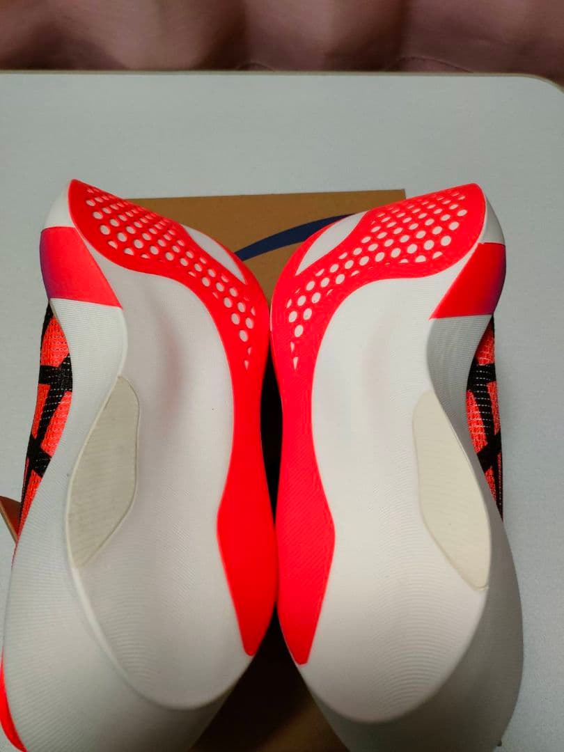 ASICS メタスピードスカイ東京 　27cm オレンジ 元箱あり