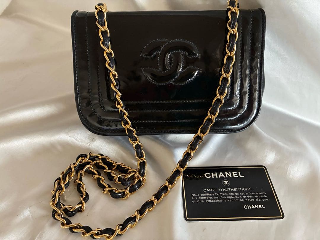 dubi♡dubi 様♡CHANEL パテント　デカココ　チェーンバッグ