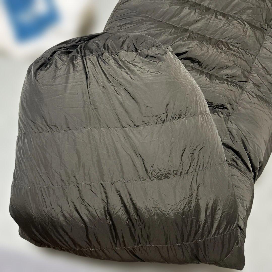 イスカ　ダウンシュラフ　ローツェ　ISUKA Down Plus 寝袋