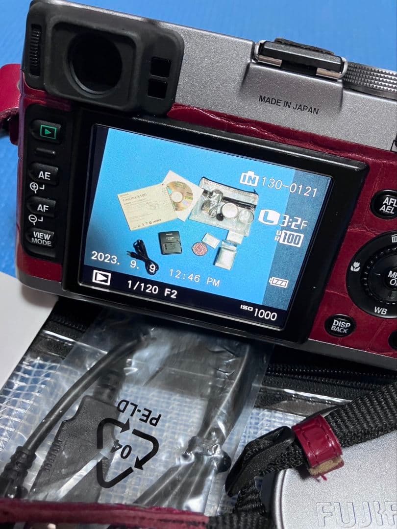 デジタルカメラ fujifilm FINEPIX X100