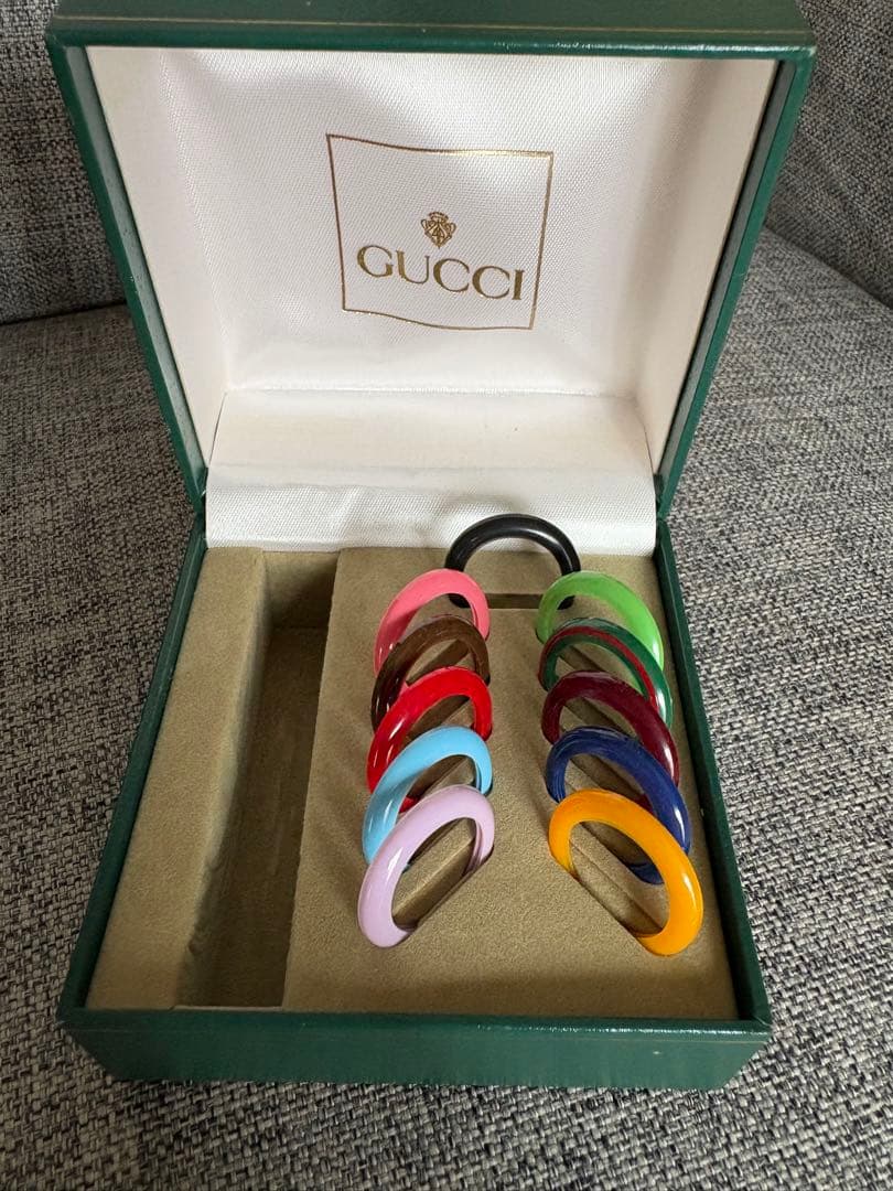 GUCCI チェンジベゼルウォッチ 1100