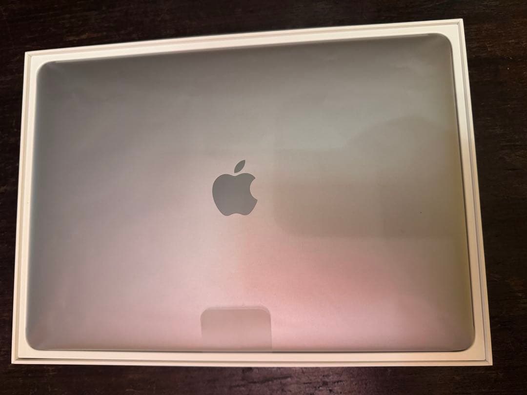 美品 アップルMacBook Pro 13インチ 512GB タッチバー