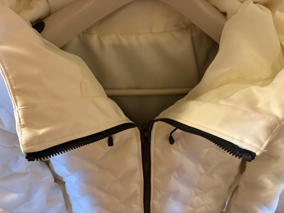 COMME CA ISM. シームレスダウンフードブルゾン