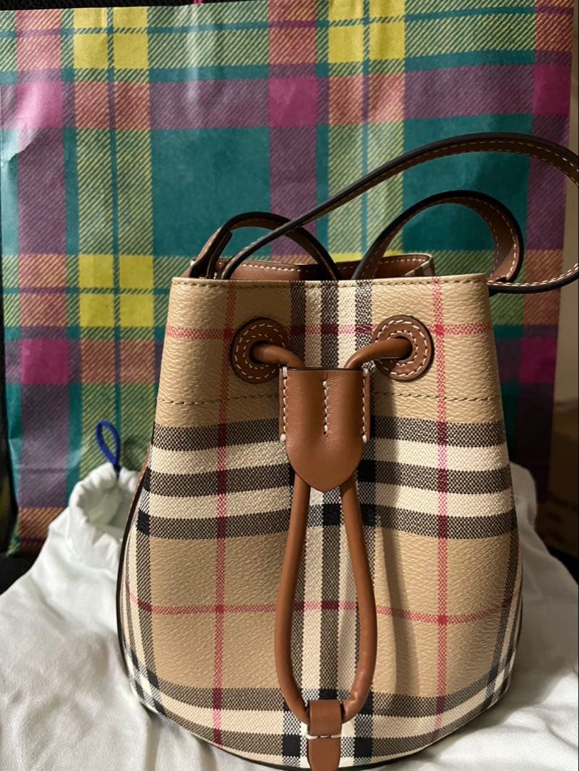 Burberry ミニ チェック バケットバッグ