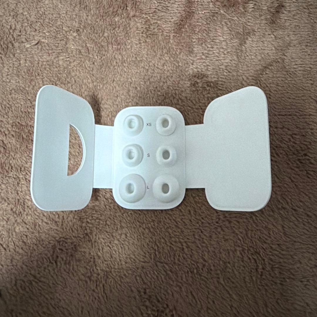 【美品】AirPods Pro 2 第二世代 本体 ケーブル付き 正規品　箱付き