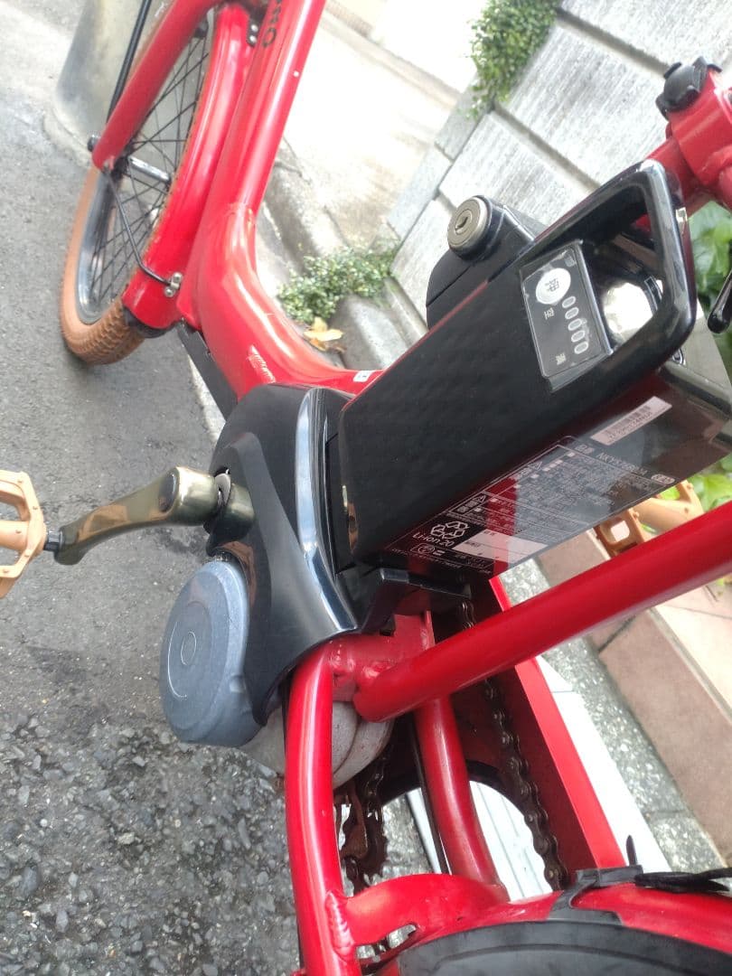 配送可★直接引渡可カスタム【ギュットアニーズ】電動アシスト自転車３人乗★充電器付