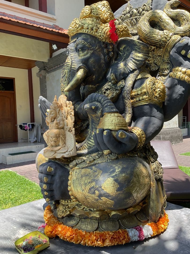 【新入荷】ガネーシャ像(夢をかなえる神様)Hiクオリティ木彫り 29cm