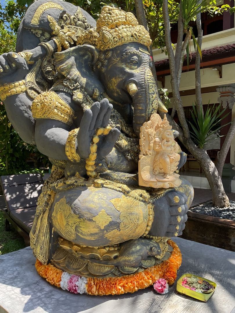 【新入荷】ガネーシャ像(夢をかなえる神様)Hiクオリティ木彫り 29cm