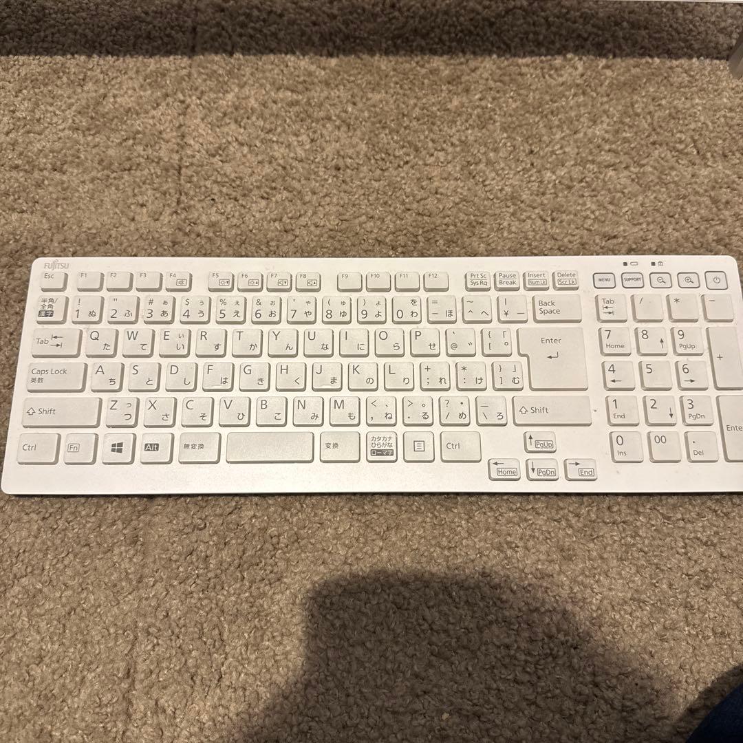 Fujitsu デスクトップ一体型 ESPRIMO FH70 D3